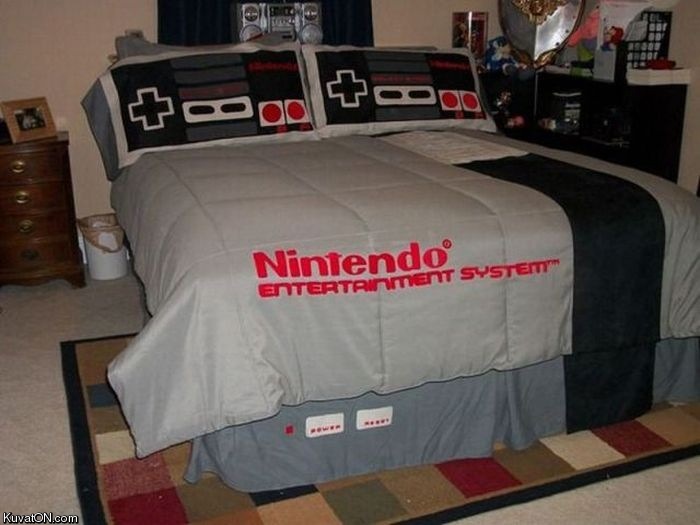 8bit_nintendo_bed.jpg