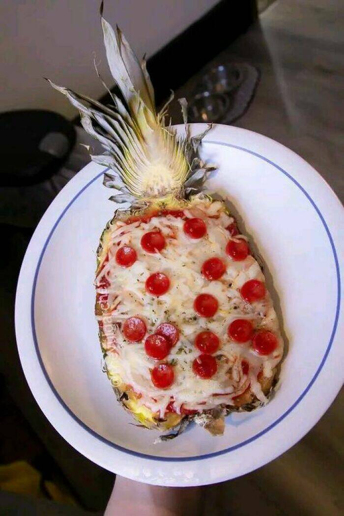 ananaspizza.jpg