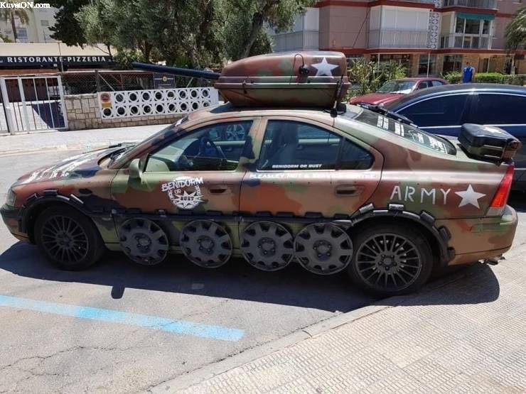 armycar.jpg
