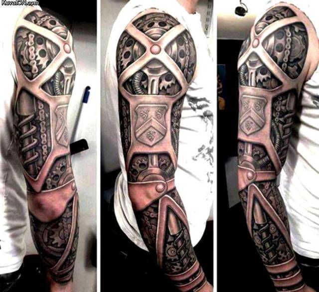 awesome_tattoo_18.jpg