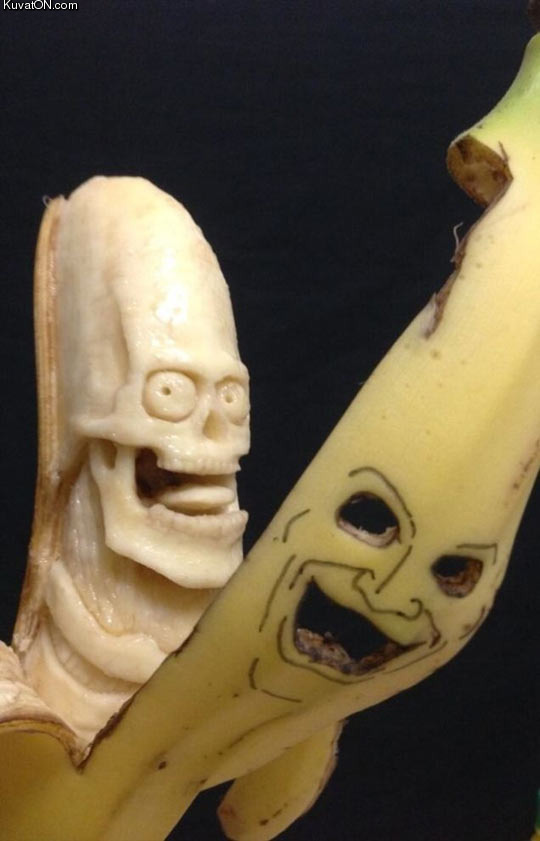 banana_sculpture_by_keisuke_yamada.jpg