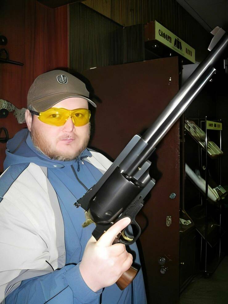 bigpistol2.jpg
