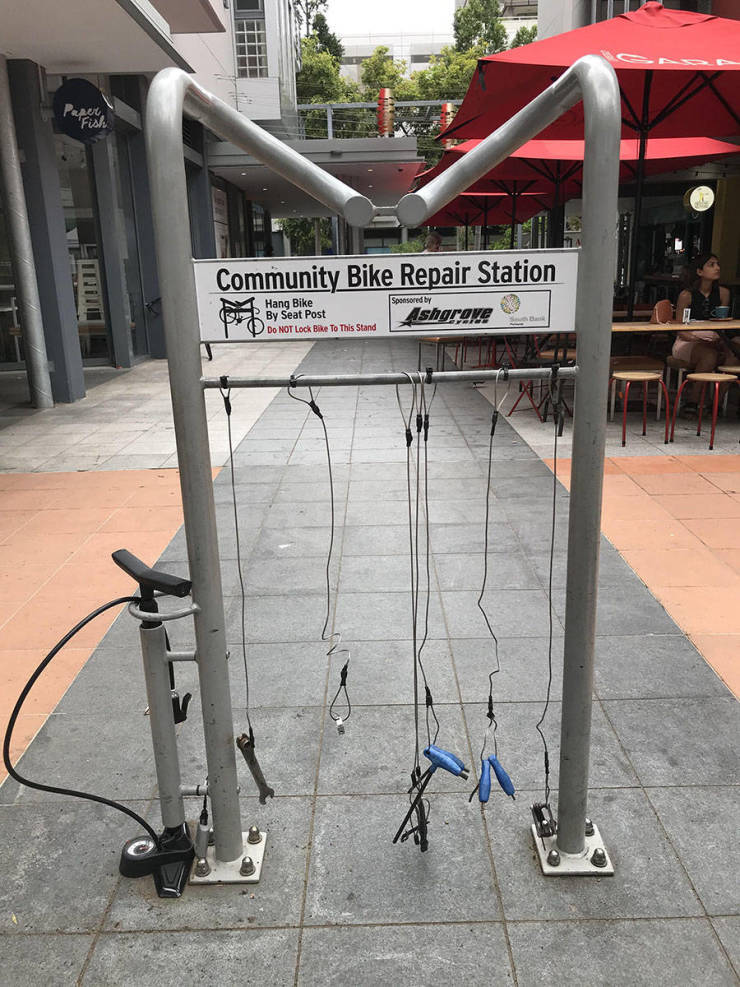 bike_repair_station.jpg