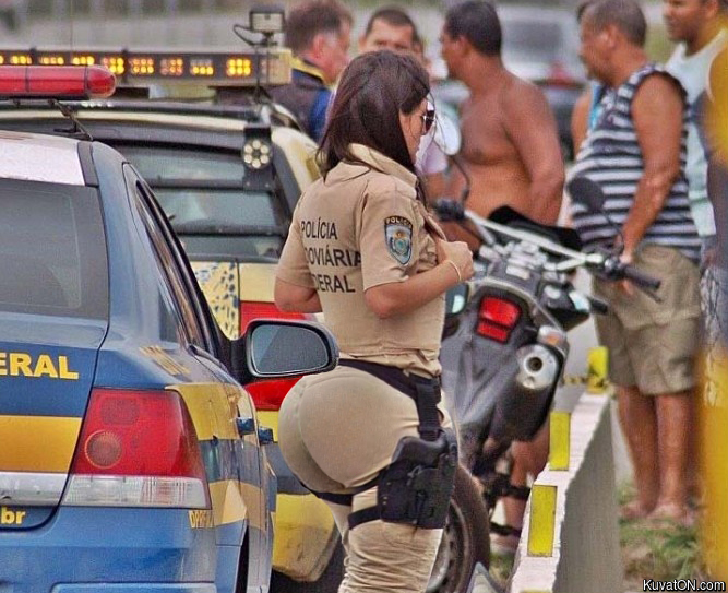 brazilian_police_officer.jpg