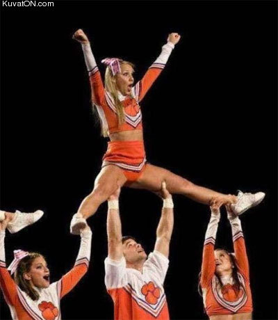 cheerleading_not_always_gay_funny_pics.jpg