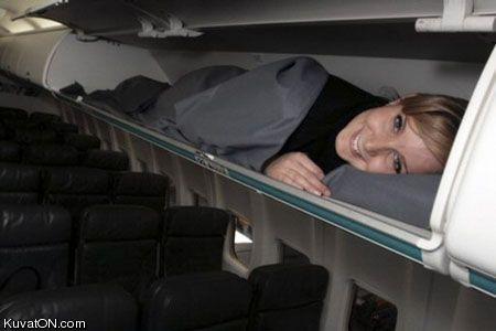 comfortable_sleep_on_a_plane.jpg