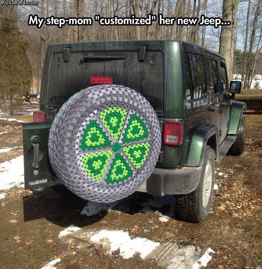 cutecrochethandwoventirecover.jpg