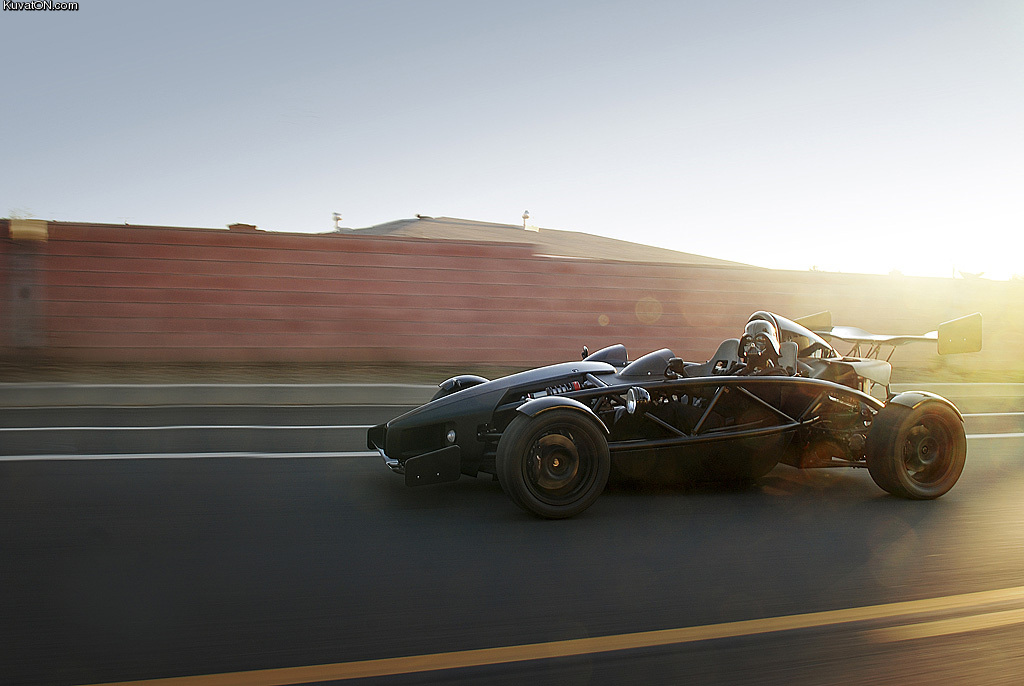 darth_vader_car.jpg