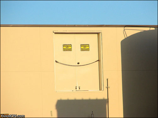 door_smile.jpg