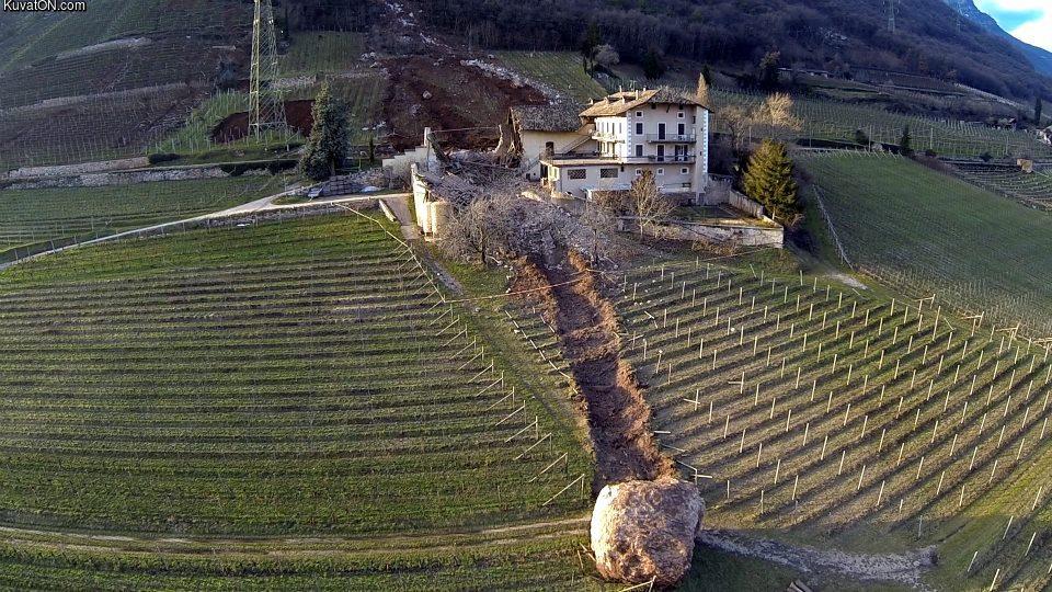 even_if_you_had_a_bad_day_at_least_a_boulder_didnt_destroy_half_your_house.jpg