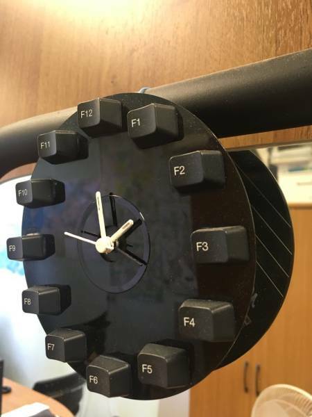fclock.jpg