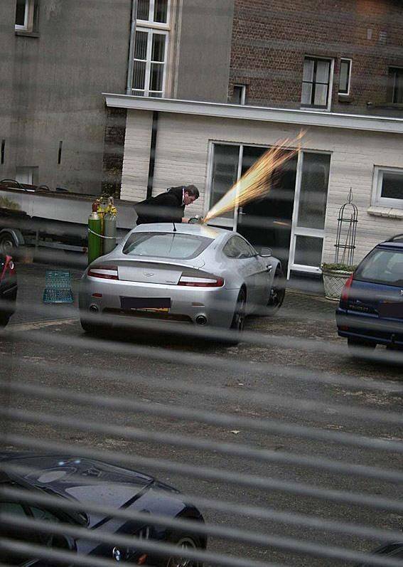 fiksataas_toi_sit_töihin.jpg