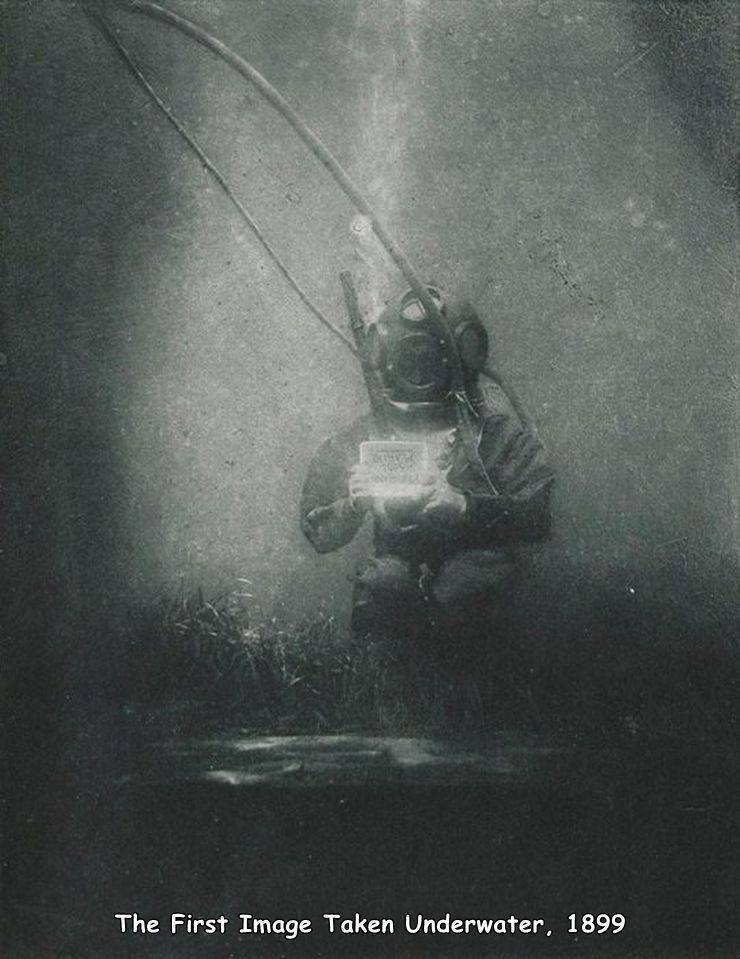 first_image_taken_underwater_1899.jpg