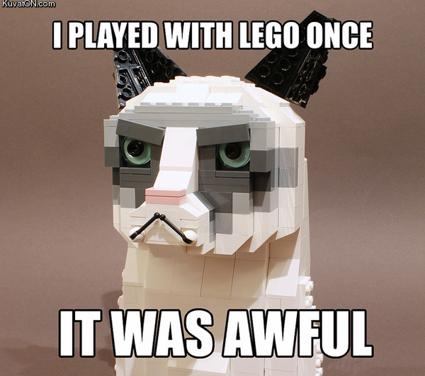 grumpy_cat_about_legos.jpg