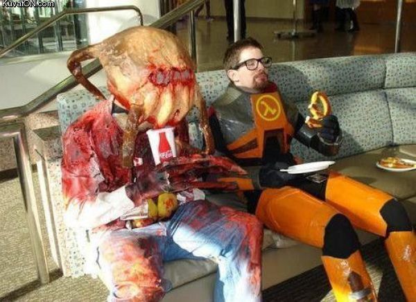 half-life_costumes.jpg