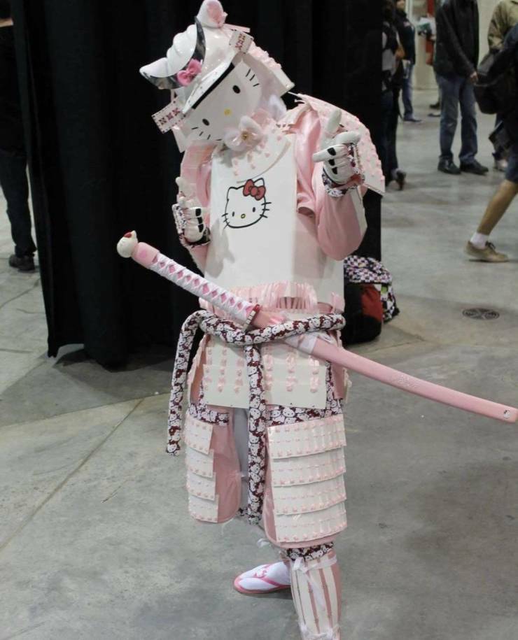 hellokittysamurai2.jpg