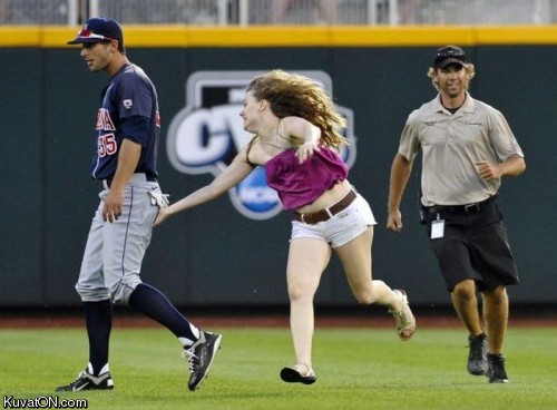 if_that_was_a_man_at_a_womens_volleyball_game_hed_be_in_jail.jpg