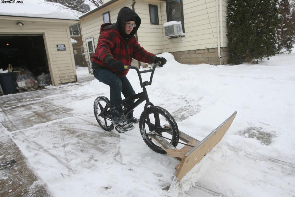 innovative_snowplow_bike.jpg