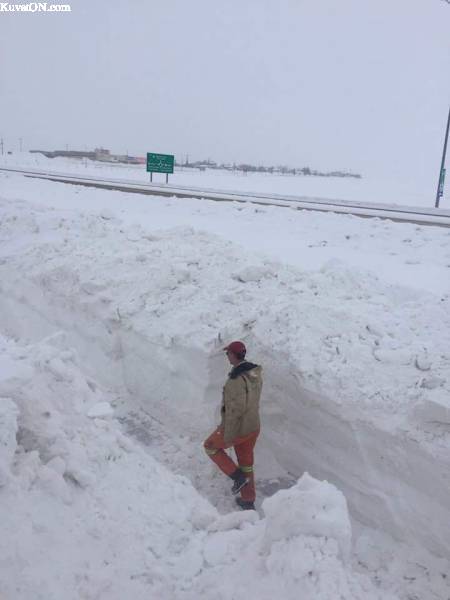jokunen_metri_lunta2.jpg