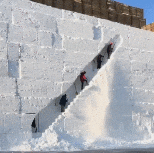 kaivuuhommia.gif