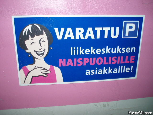 koskikeskuksen_parkkihallissa.jpg