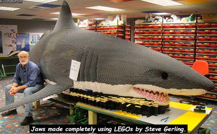legoshark.jpg