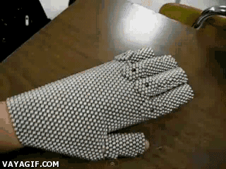 magnetglove.gif