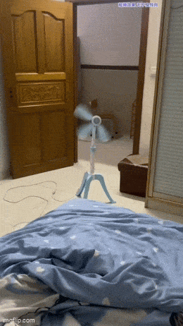 moi_pitää_mennä.gif