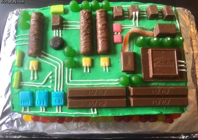 motherboard_birthday_cake.jpg