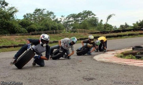 motorcycle_racing.jpg