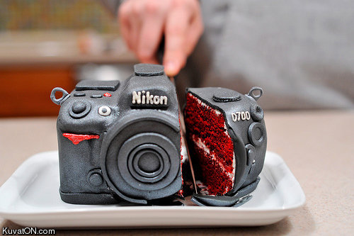nikon_cake.jpg