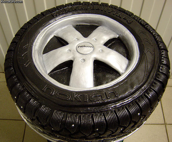 nokian_cake.jpg