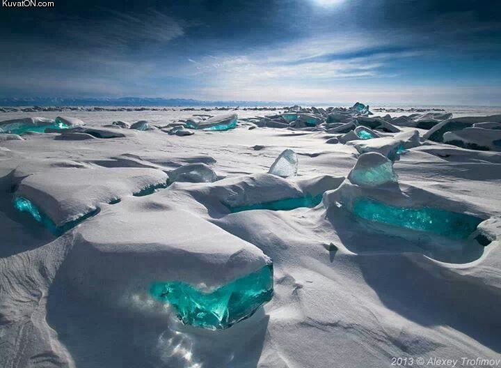 northern_lake_baikal_russia.jpeg