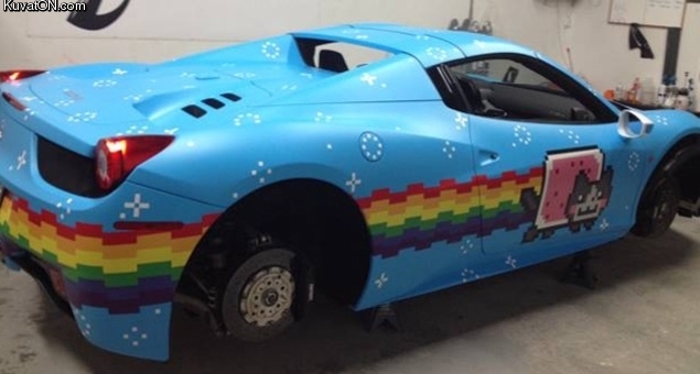 nyan_cat_ferrari.jpg