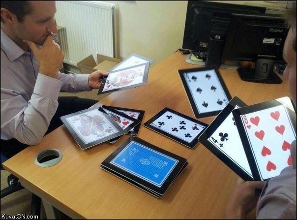 playing_poker_on_ipad.jpg