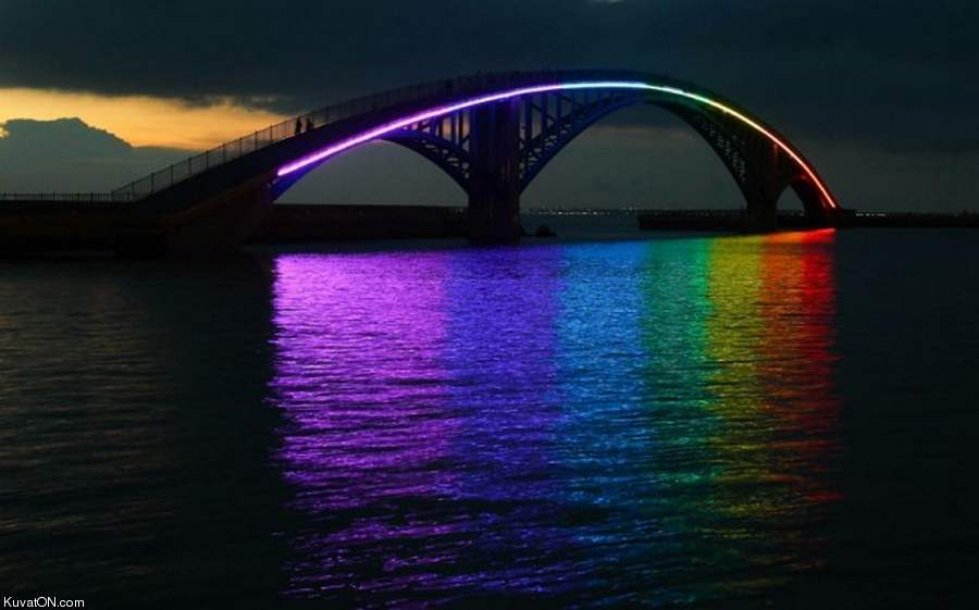 rainbow_bridge.jpg