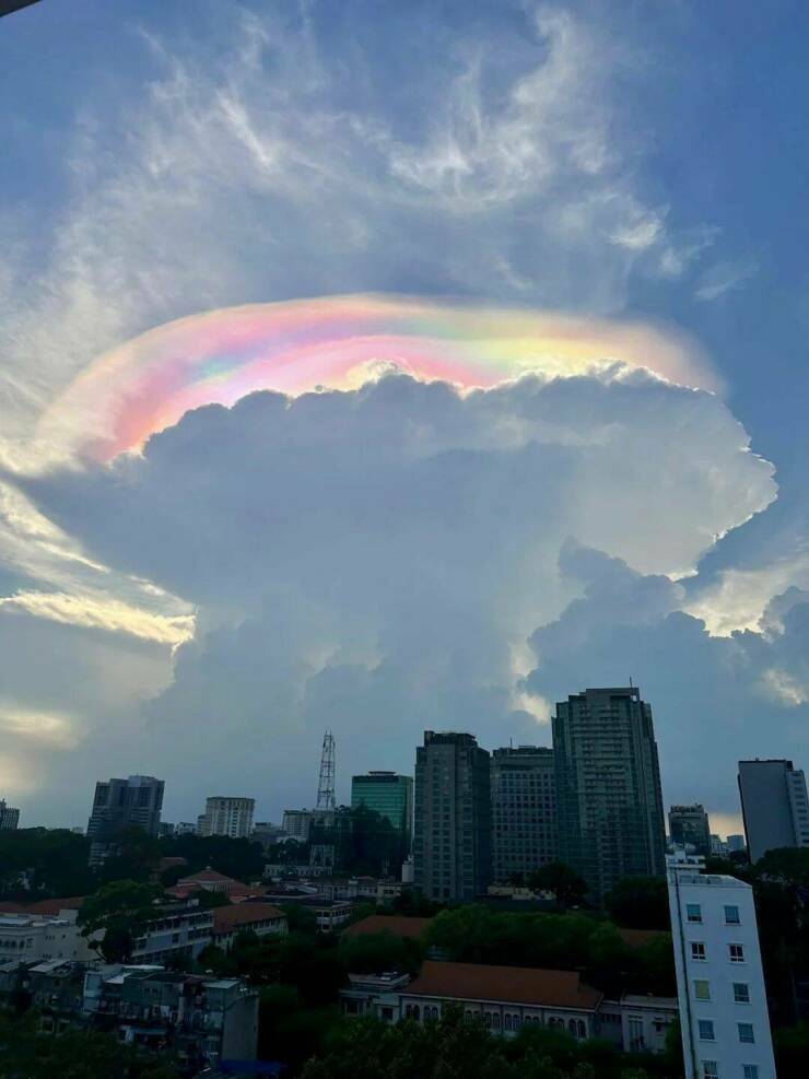 rainbowcloud.jpg
