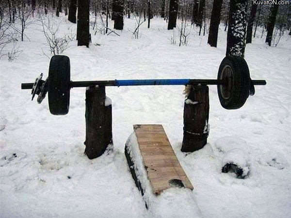 redneck_weightlifting.jpg