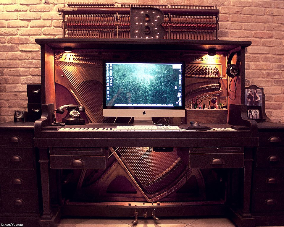 repurposed_piano_desk.jpg