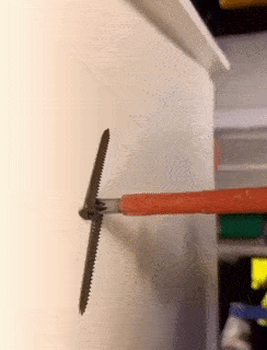 ruuvarilla_ikiliikkuja.gif