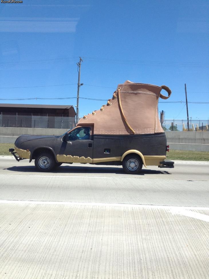 shoe_car.jpg