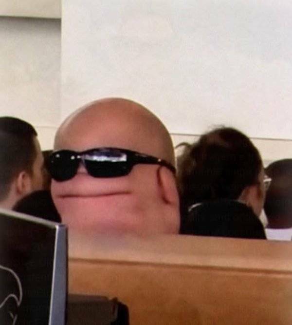 silmät_selässä.jpg