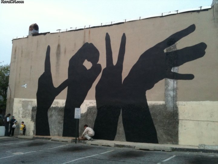 street_art_love.jpg