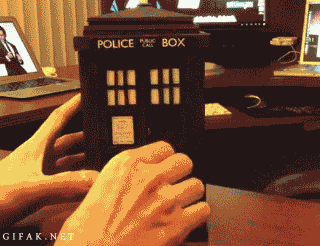 tardis_app_is_just_incredible.gif