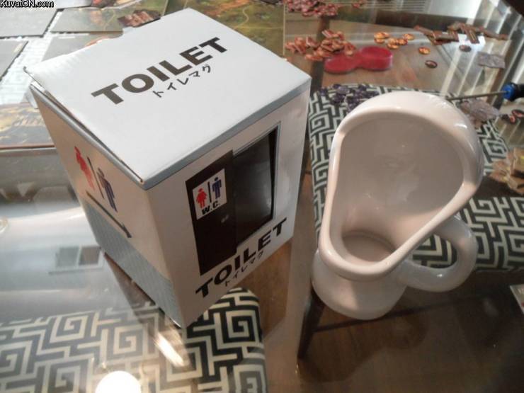 toiletcup.jpg