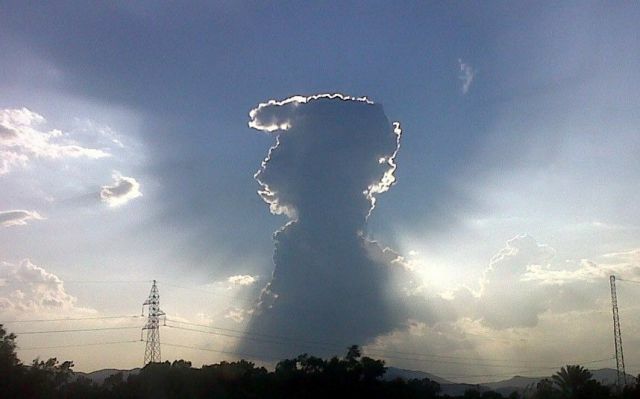 trumpcloud.jpg