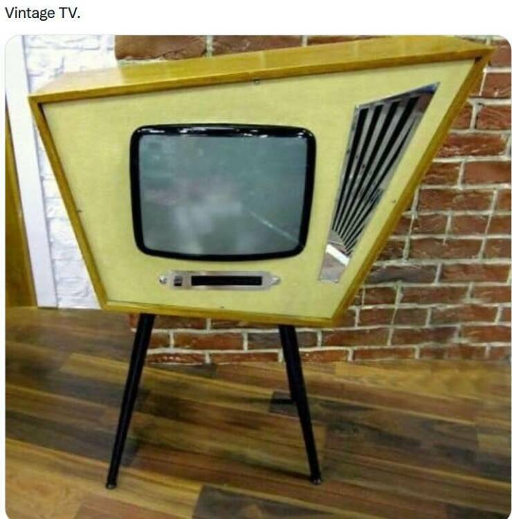 tv09.jpg