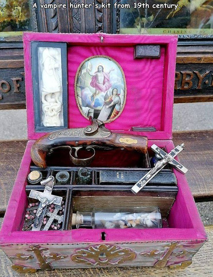 vampire_hunter_kit.jpg
