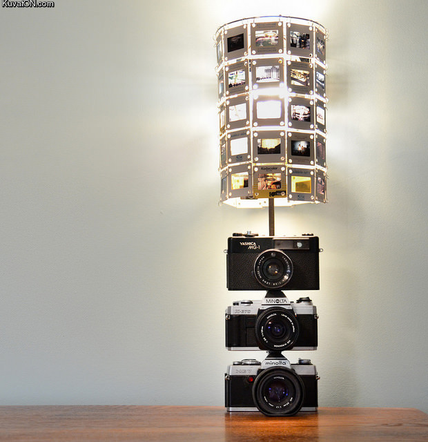 vintage_camera_lamp.jpg