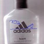 adidas_logo_looks_like_titanic.jpg